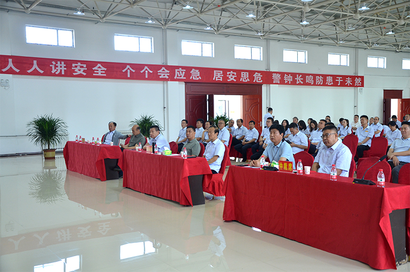 1719302935218897.jpg 領(lǐng)導(dǎo)臺.JPG